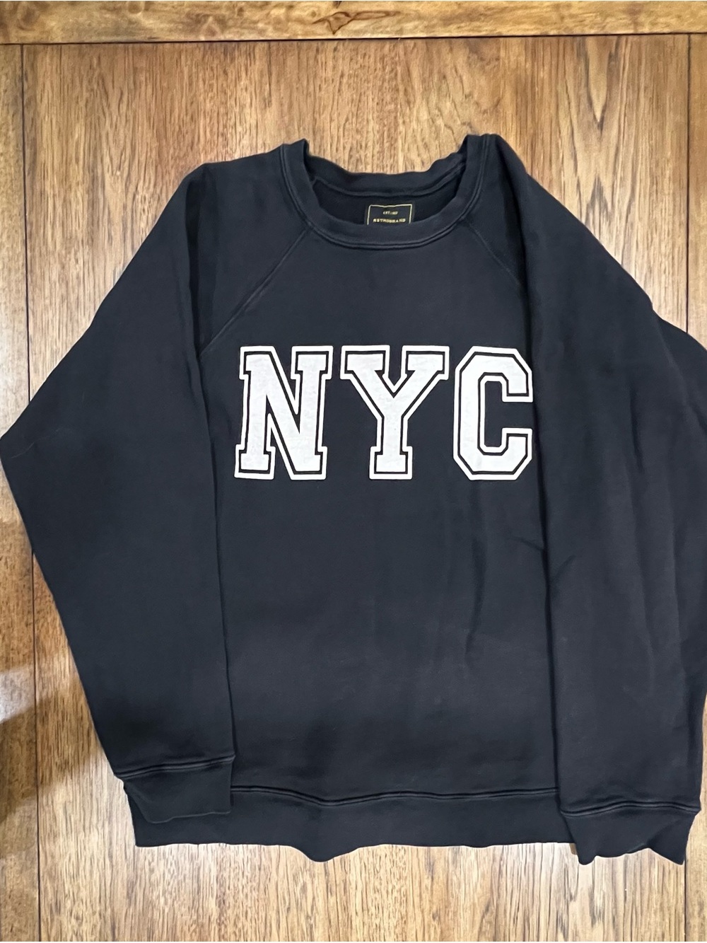 NYC Retrobrand black label Black crew neck
